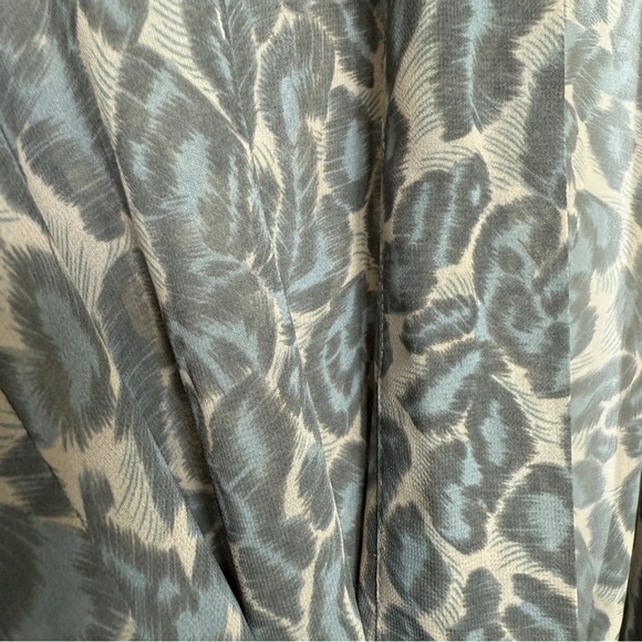 Victoria's Secret Neutral Leopard Print Sheer Robe w/ Belt One Size Knee Length - Picture 4 of 7